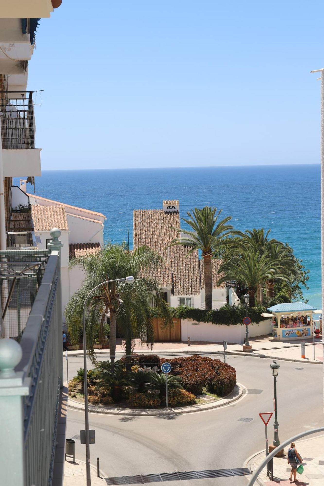 Apartamentos Latin Nerja Ngoại thất bức ảnh