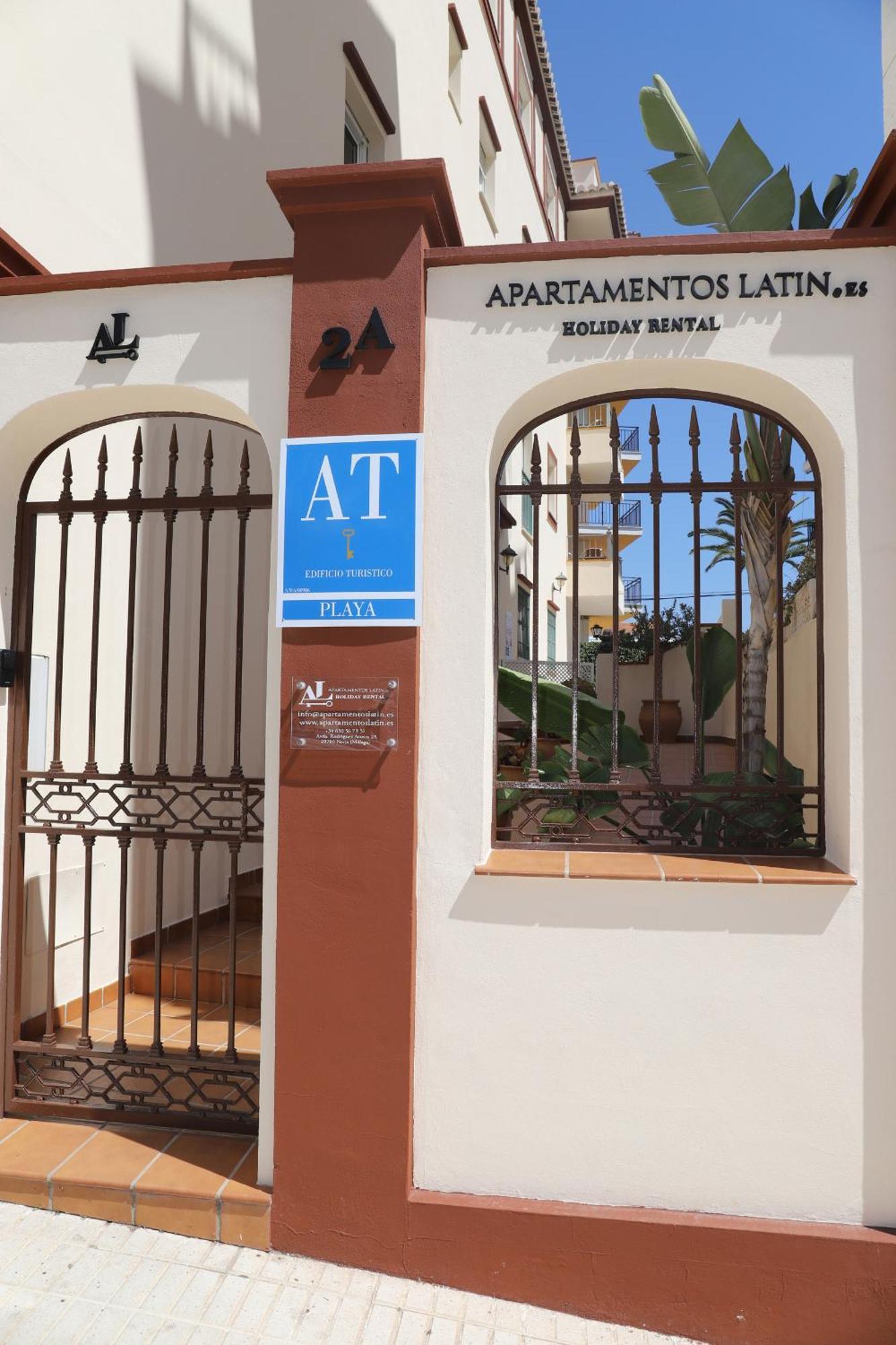Apartamentos Latin Nerja Ngoại thất bức ảnh