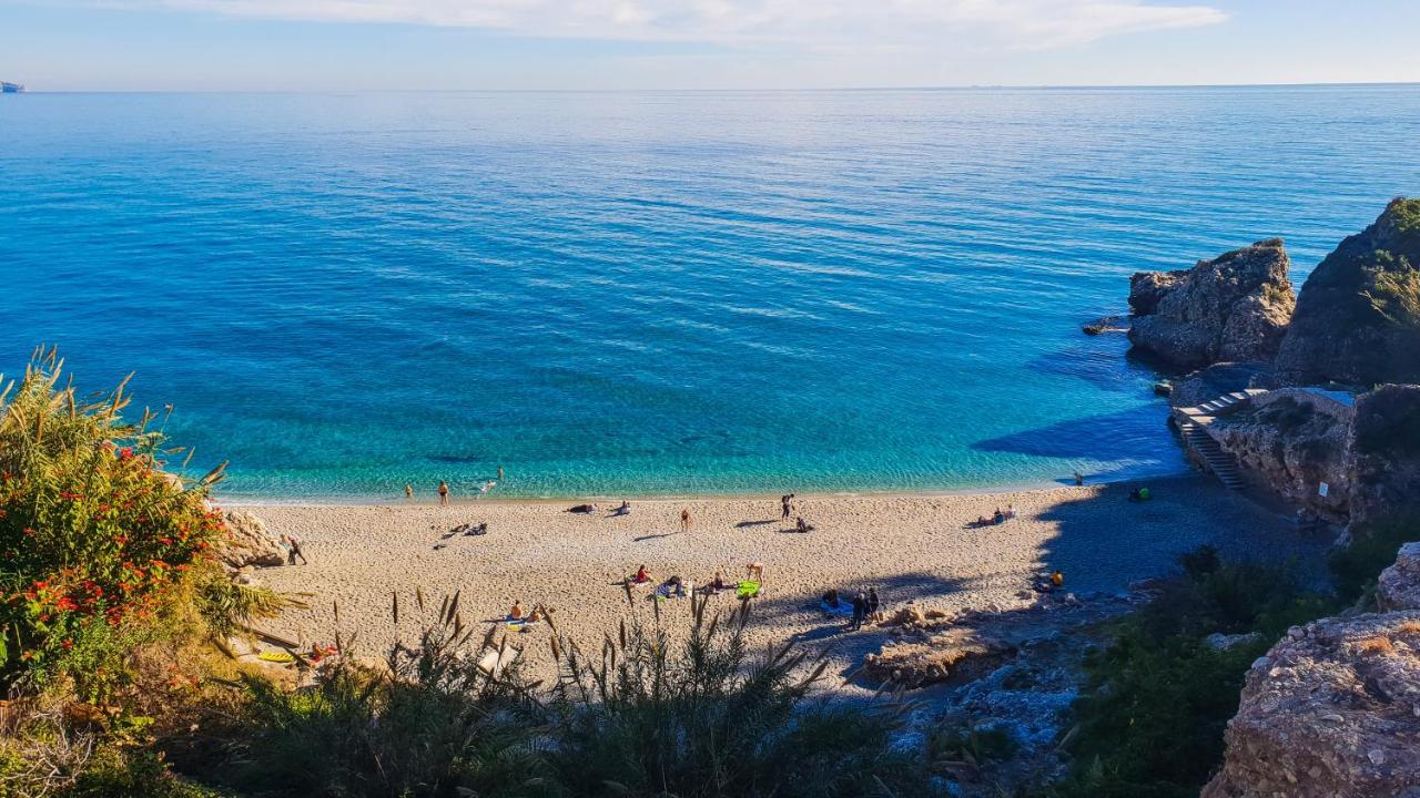 Apartamentos Latin Nerja Ngoại thất bức ảnh